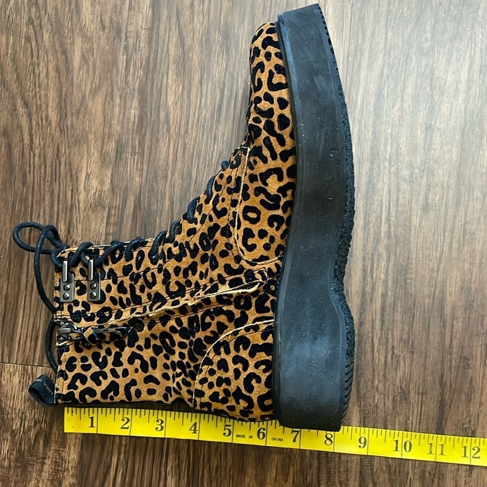 DIANE VON FURSTENBERG In Charge Leopard chunky suede Boots 9.5 - Picture 15 of 16